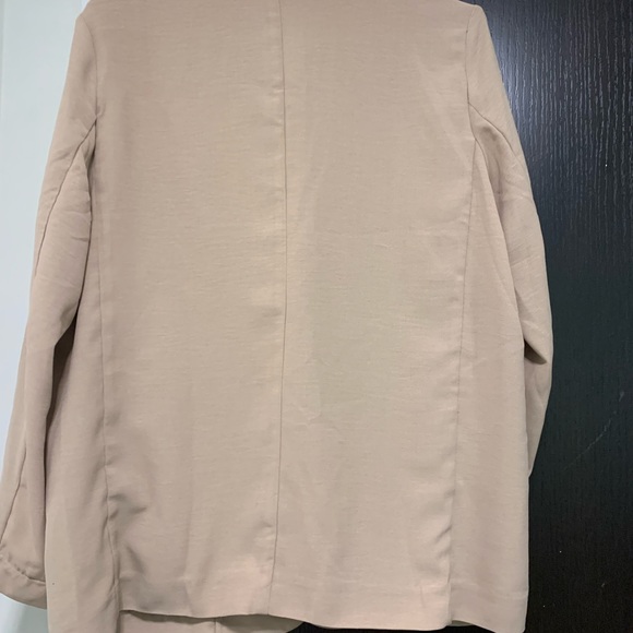 soft Blazer☺️☺️☺️ - Picture 2 of 2